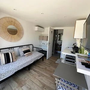 Appartement Vue Sur Village, Collobrières